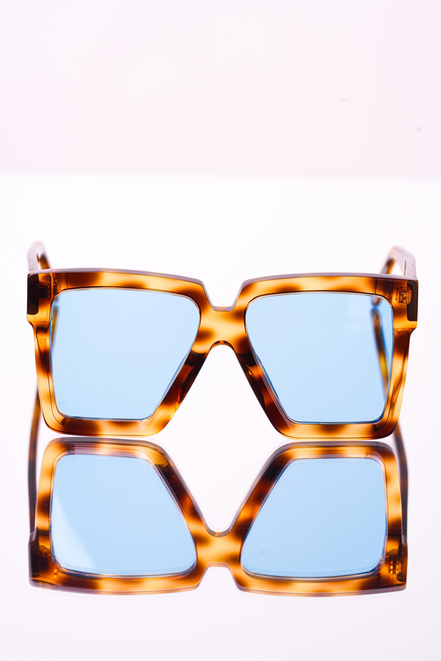 Nova Tortoiseshell Frame